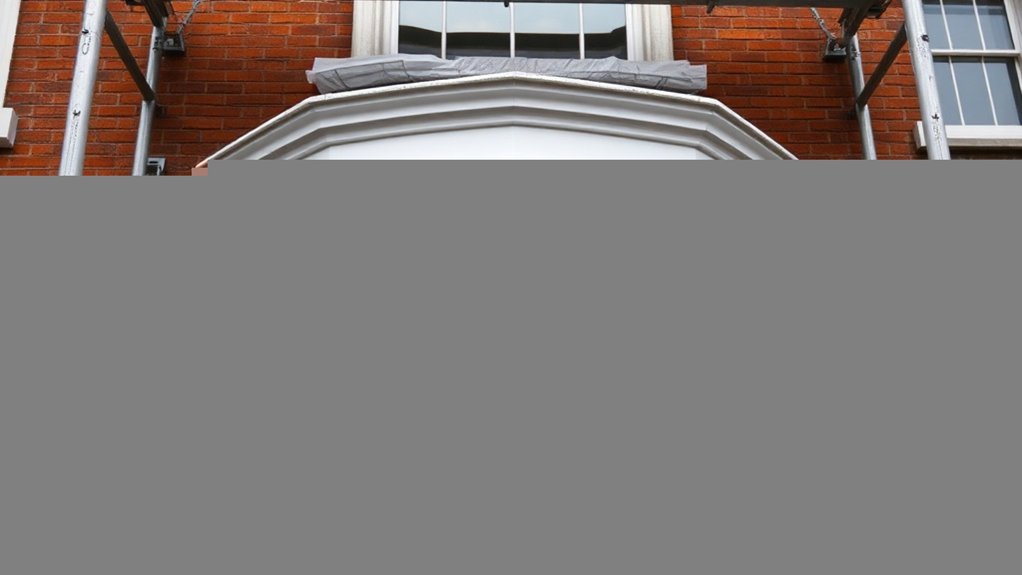 Bay Windows South Kensington